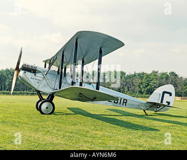 De Havilland DH51 Miss Kenya port 'Side View' su un campo di aviazione di erba UK UE Foto Stock