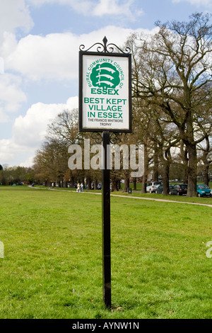 Meglio custoditi di villaggio in Essex segno, Theydon Bois, Essex, Regno Unito. Foto Stock