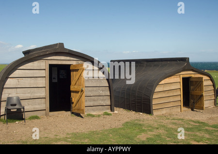 Ripristinato il National Trust Fishermans Huts, Lindisfarne, Northumberland, Regno Unito Foto Stock