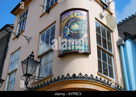 Il Breve Pub, la traversa, Bury St Edmunds, Suffolk, Inghilterra, Regno Unito Foto Stock