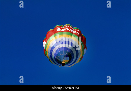La Sparkasse (banca tedesca) mongolfiera visto dal di sotto Foto Stock