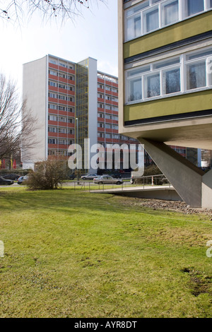 Due edifici di appartamenti incluso nel 1957 International Building Exhibition, quartiere Hansaviertel, Berlino, Germania Foto Stock