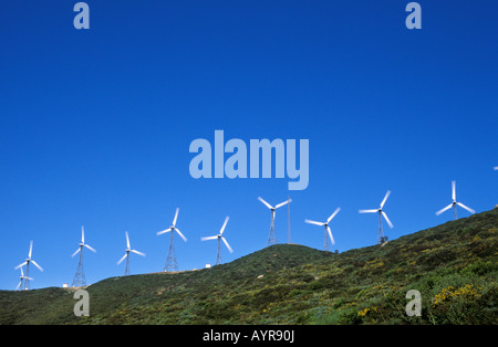 Le turbine eoliche vicino a Tarifa, Cadice provincia, Andalusia, Spagna Foto Stock