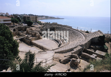 Resti dell'anfiteatro romano nella città medievale di Tarragona Catalogna Spagna Foto Stock
