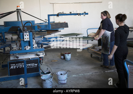 Tessile serigrafia macchina da stampa Stuart Morris Hadleigh Suffolk in Inghilterra Foto Stock