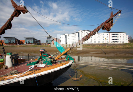 Regno Unito Essex Colchester Hythe Quay progetto di rigenerazione fiume Colne Essex University Student Accommodation Foto Stock