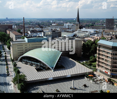 Stadtansicht mit Theater und Kirche Sankt Petri, Dortmund, Ruhrgebiet, Renania settentrionale-Vestfalia Foto Stock