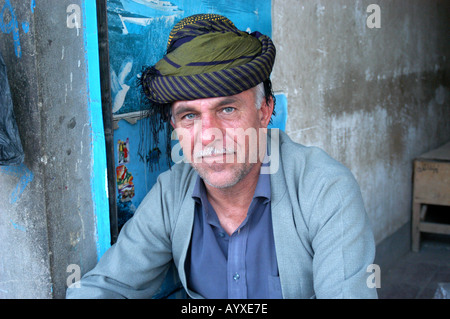 Ritratto di mezza età uomo curdo Halabja Iraq settentrionale Foto Stock