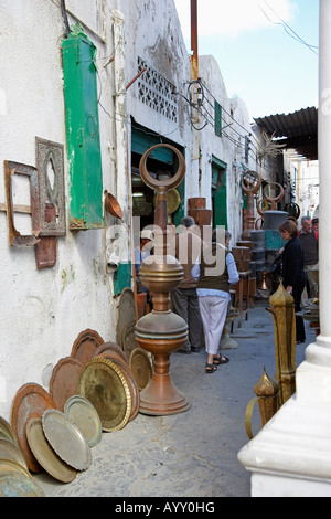 Lamiera in rame Souq, Tripoli, Libia, Nord Africa Foto Stock