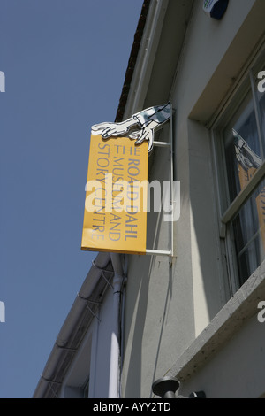 Il segno Roald Dahi Museo centro storia High Street in chilterns città di Great Missenden Foto Stock