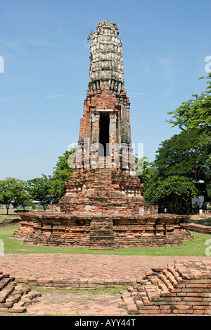 Thailandia, Ayutthaya. 1350 A.D. Memorial santuario di mattoni. Foto Stock