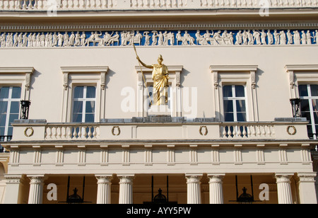 Close up Athenaeum Club di Pall Mall London Inghilterra England Foto Stock
