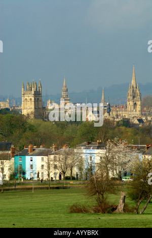 La Dreaming Spires di Oxford visto da sud Parchi Foto Stock