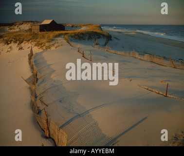 Cottage estivi lungo la costa atlantica Foto Stock