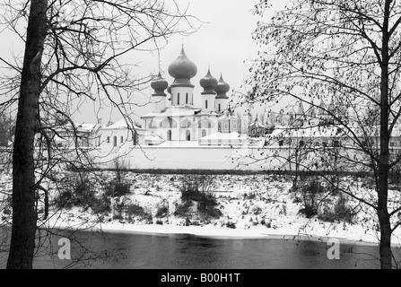 Uspenskij Bogorodichno Monastero di Tikhvin, regione di Leningrado, Russia Foto Stock