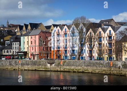 Il Quayside edifici della città di Cork in Irlanda Foto Stock