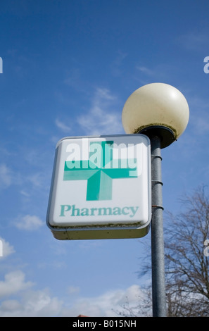 Farmacia segno. Sussex, Inghilterra Foto Stock