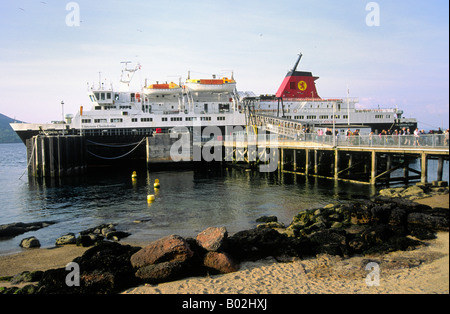 Il Traghetto agganciata sull'isola di Arran Foto Stock