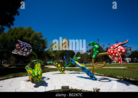 Inno della vita tulipani di Yayoi Kusama Beverly Hills Los Angeles County in California negli Stati Uniti d'America Foto Stock