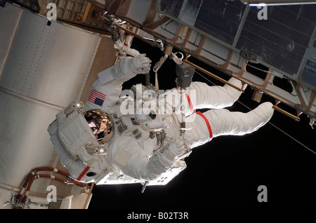 Astronauta che partecipano all attività extravehicular. Foto Stock