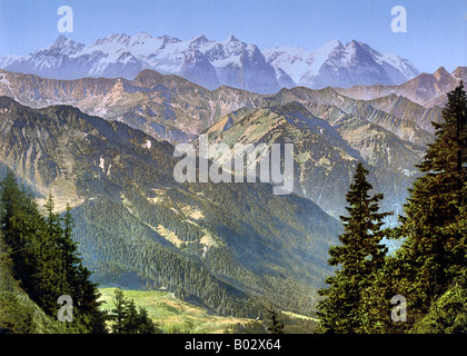 Vista dal Monte stanserhorn alle montagne Bernesi alpi svizzere Svizzera, 1890 a 1900 Foto Stock