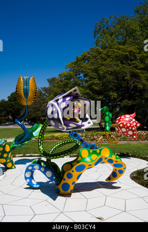 Inno della vita tulipani di Yayoi Kusama Beverly Hills Los Angeles County in California negli Stati Uniti d'America Foto Stock