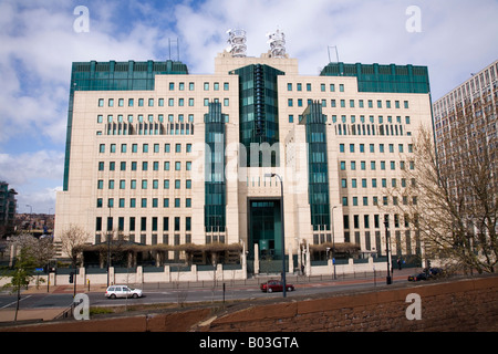 MI6 sede presso Vauxhall Cross a Londra. Regno Unito Foto Stock