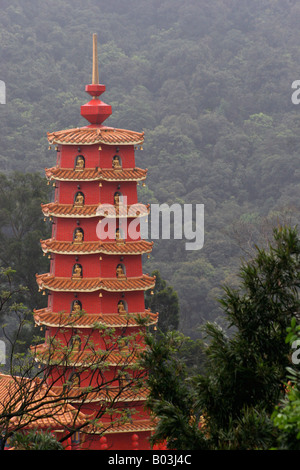 Pagoda a Diecimila Buddha Monastero, Hong Kong, Cina Foto Stock