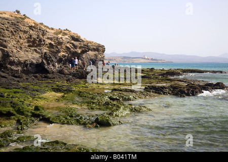 Parte rocciosa della costa sud di Costa Calma, Jandia, Fuerteventura, Isole canarie, Spagna Foto Stock