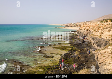 Parte rocciosa della costa sud di Costa Calma, Jandia, Fuerteventura, Isole canarie, Spagna Foto Stock