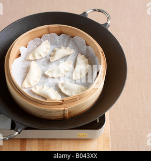 Fare Gnocchi Foto Stock