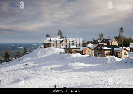 Turistica montana cottages in Svedese Centro di sport invernali Branas nella contea di Dalarna Svezia. Foto Stock
