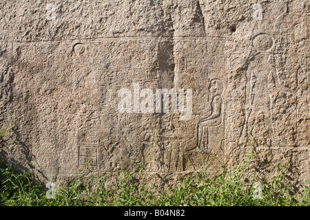 La Bek e uomini Stela ad Aswan, Egitto meridionale Foto Stock