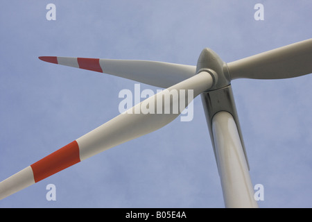 Piano a profilo aerodinamico da un mulino a vento, in Germania, in Renania Palatinato, Eifel Foto Stock