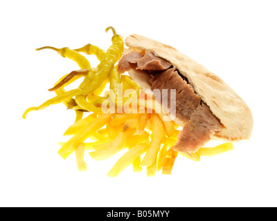 Döner Kebab con patatine e jalapenos Foto Stock