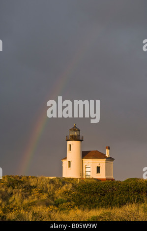 Fiume Coquille Faro e rainbow Bandon southern Oregon Coast Foto Stock