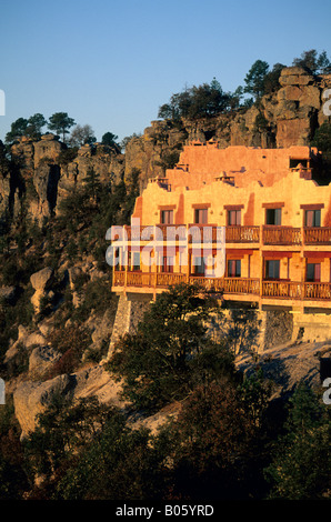 Messico Canyon di rame, Posada Barrancas Mirador Hotel sul bordo del canyon Foto Stock