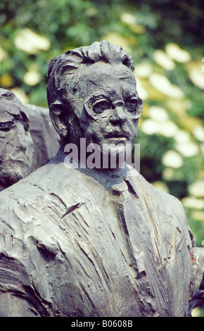 Statua del Presidente Tito in Trg Republike, Lubiana, Slovenia. Foto Stock