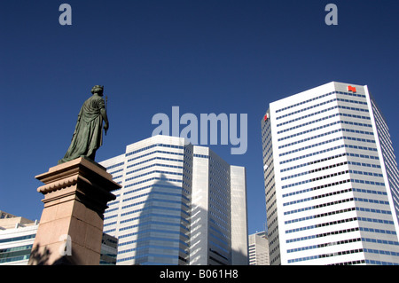 Canada Quebec, Montreal. Victoria Square, statua della regina Victoria. Foto Stock