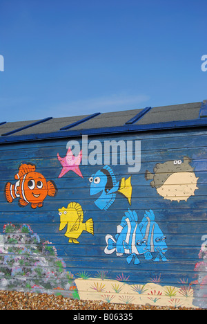 Colorato beach hut murale, South Hayling, Hayling Island, Hampshire, Inghilterra, Regno Unito Foto Stock
