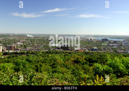 Canada Quebec, Montreal. Vista sulla città da Mount Royal Park. Foto Stock