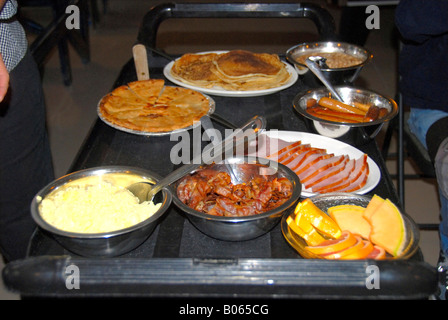 Canada, Québec. Lo zucchero Shack, tipico prodotto di acero prima colazione. Proprietà Release. Foto Stock