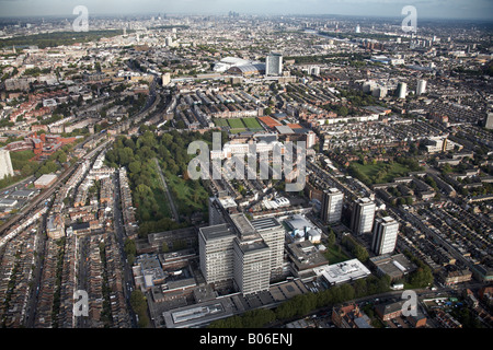 Vista aerea a est di Charing Cross Hospital Barons Court Kensington Earls Court West Brompton London W6 W14 SW5 SW10 W8, Regno Unito Foto Stock