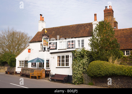 Il 'orzo Mow' tradizionale villaggio rurale pub di Tilford Surrey in Inghilterra UK Gran Bretagna Foto Stock