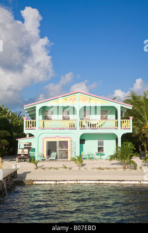 Belize, Caye Caulker, fronte spiaggia house Foto Stock