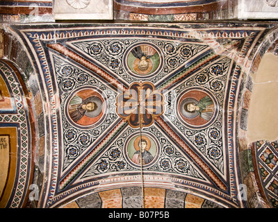 Dipinto di medaglioni di quattro santi non identificato nel sud-ovest della cappella della chiesa Katholikon, Hosios Loukas monastero Foto Stock