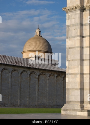 Dettagli architettonici di Piazza del Duomo di Pisa Toscana Italia Foto Stock