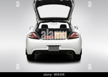 2008 Hyundai Tiburon GS in bianco - i sostegni di trunk Foto Stock