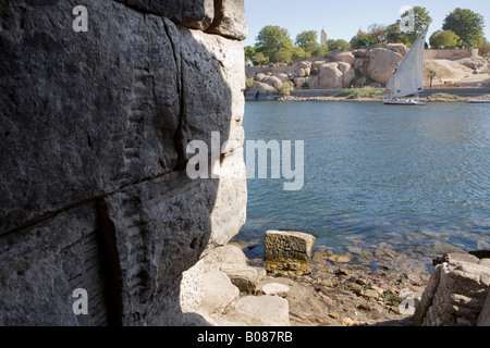 Visualizza permanente al fondo del Nilometer affacciata sul Nilo, Isola Elefantina, Aswan, Egitto Foto Stock