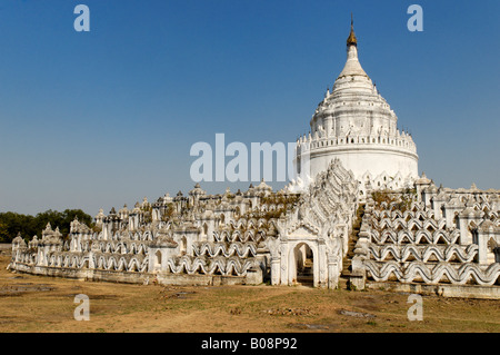 Pagoda Hsinbyume, simbolo del Monte Meru, Mingun, Myanmar (Birmania) Foto Stock